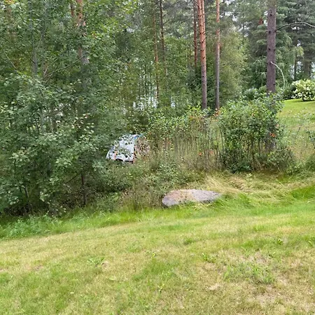 Lena *